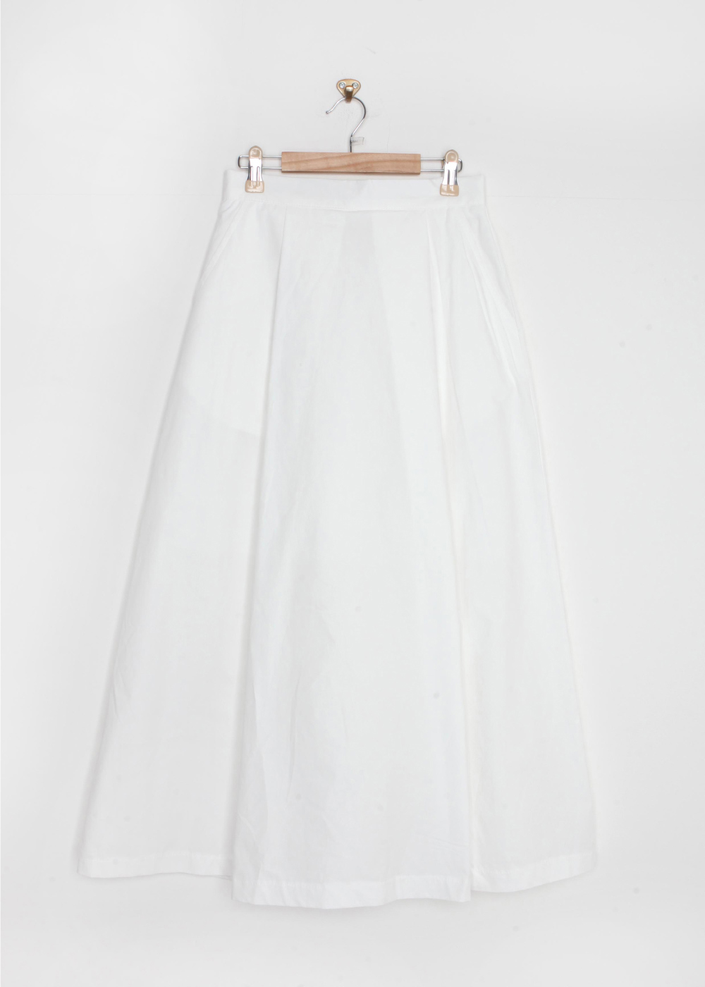 长裙 white 彩色图像-S1L194